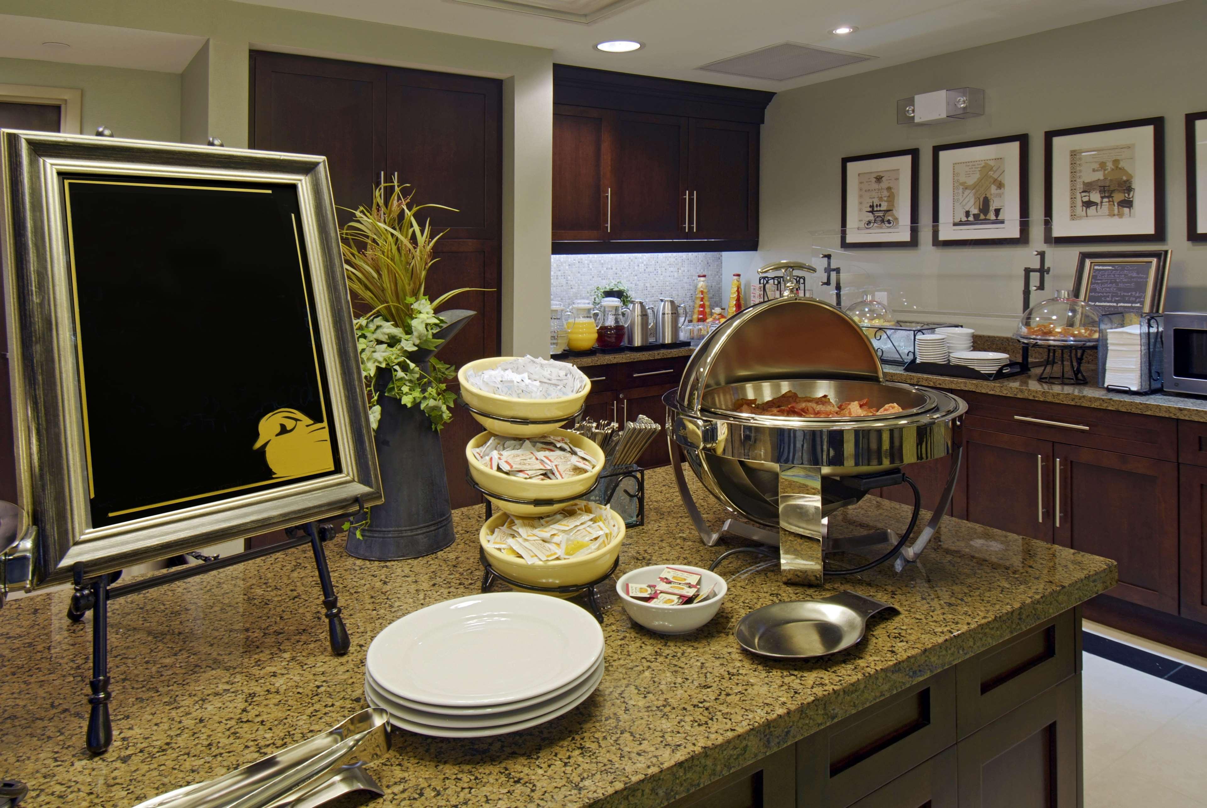 Homewood Suites By Hilton Toronto-Markham Restaurant bilde